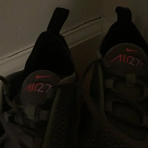 Nike Kids Air Max Gray and Pink Shoes - Picture 4 of 9